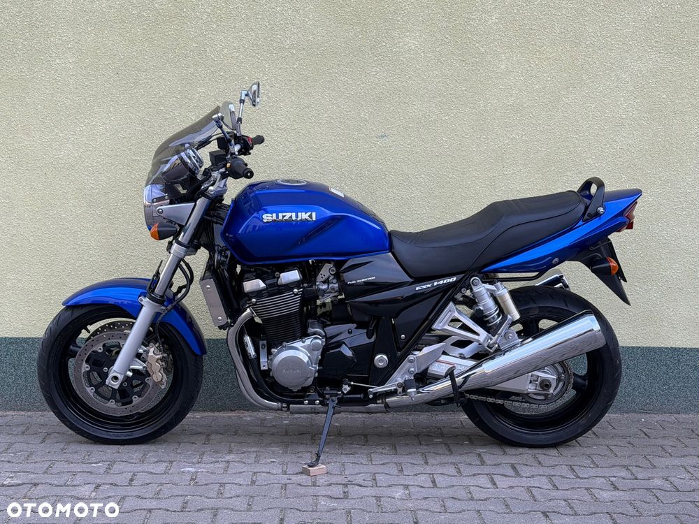 Suzuki GSX - 25