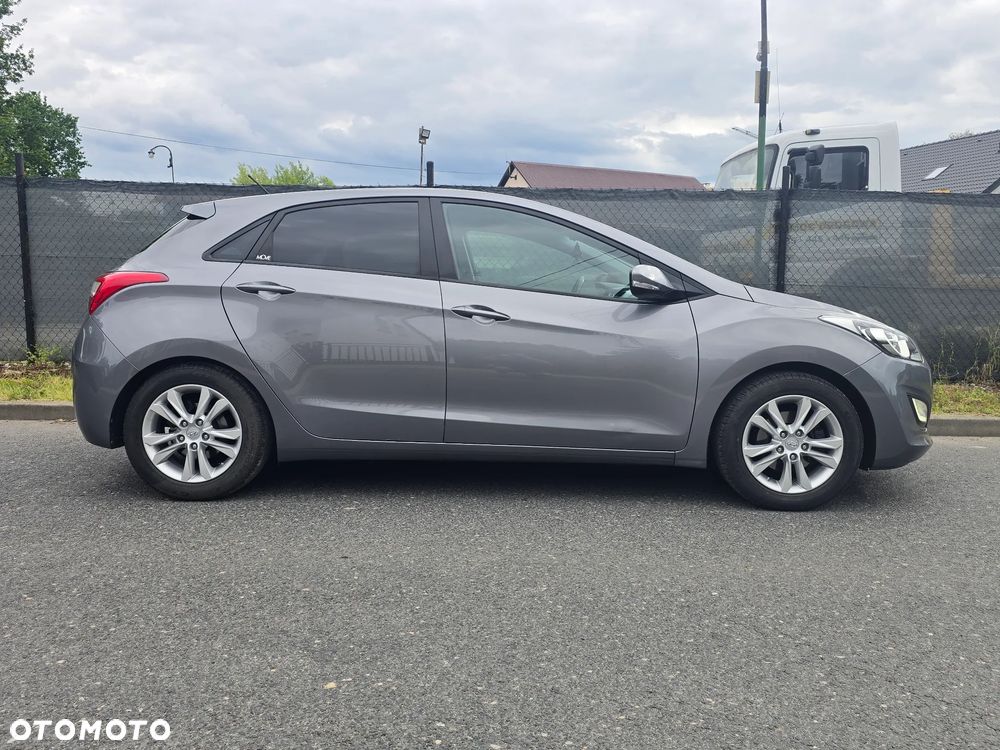 Hyundai i30 1.6 Style - 9