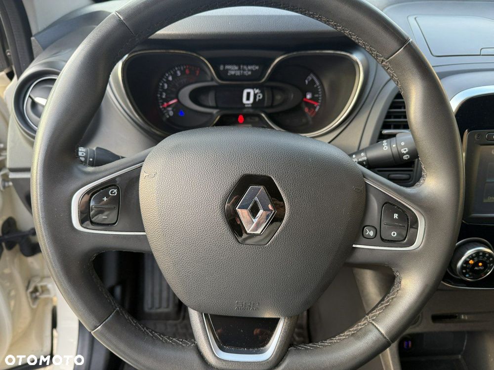 Renault Captur - 16