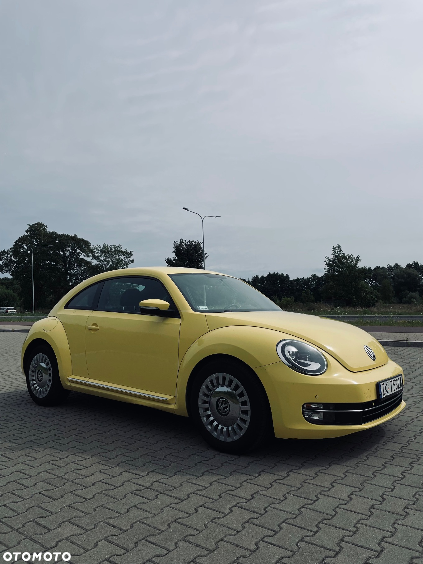 Volkswagen New Beetle - 2