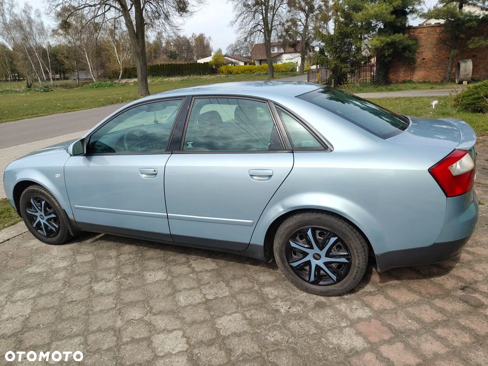 Audi A4 Avant 1.9 TDI - 4
