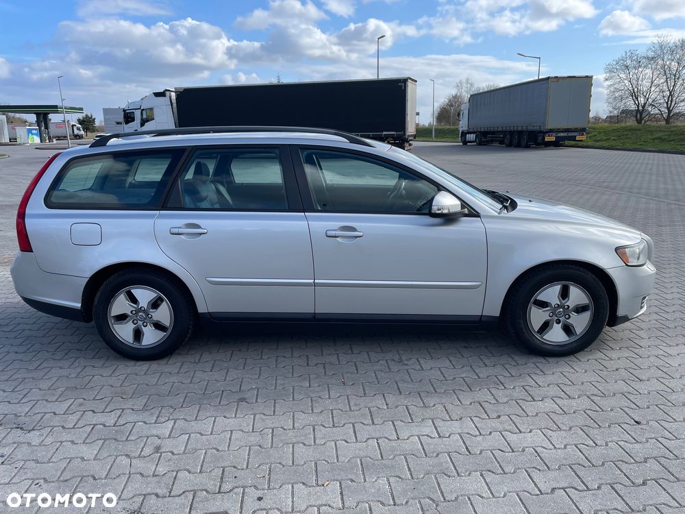 Volvo V50 1.6D DRIVe Kinetic - 6