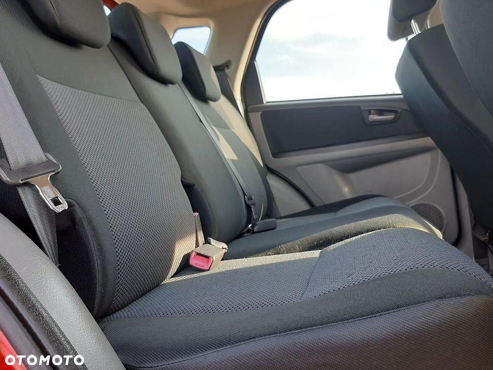 Suzuki SX4 1.5 Streetline 4x2 Classic - 31