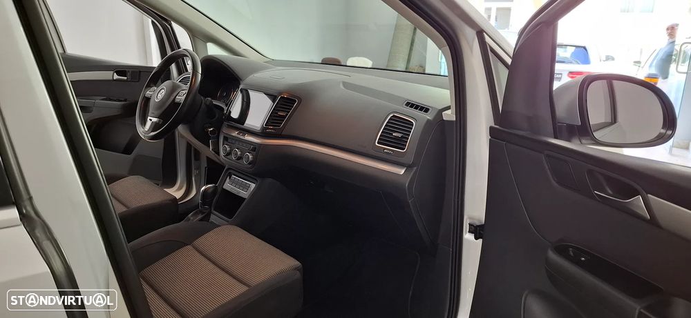 VW Sharan 2.0 TDI Confortline DSG - 13
