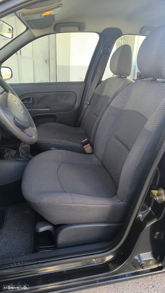 Renault Clio 1.2 16V Pack - 30
