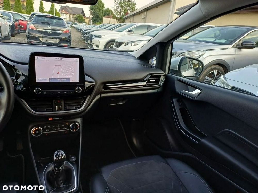 Ford Fiesta 1.0 EcoBoost S&S TITANIUM - 22