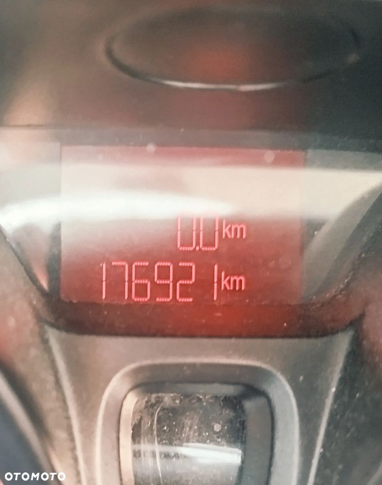 Ford Fiesta 1.25 Ambiente - 12