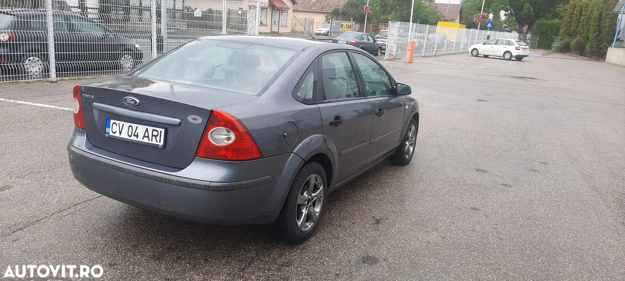 Ford Focus 1.6i Trend - 5