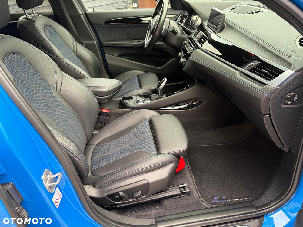 BMW X1 xDrive20i M Sport - 16