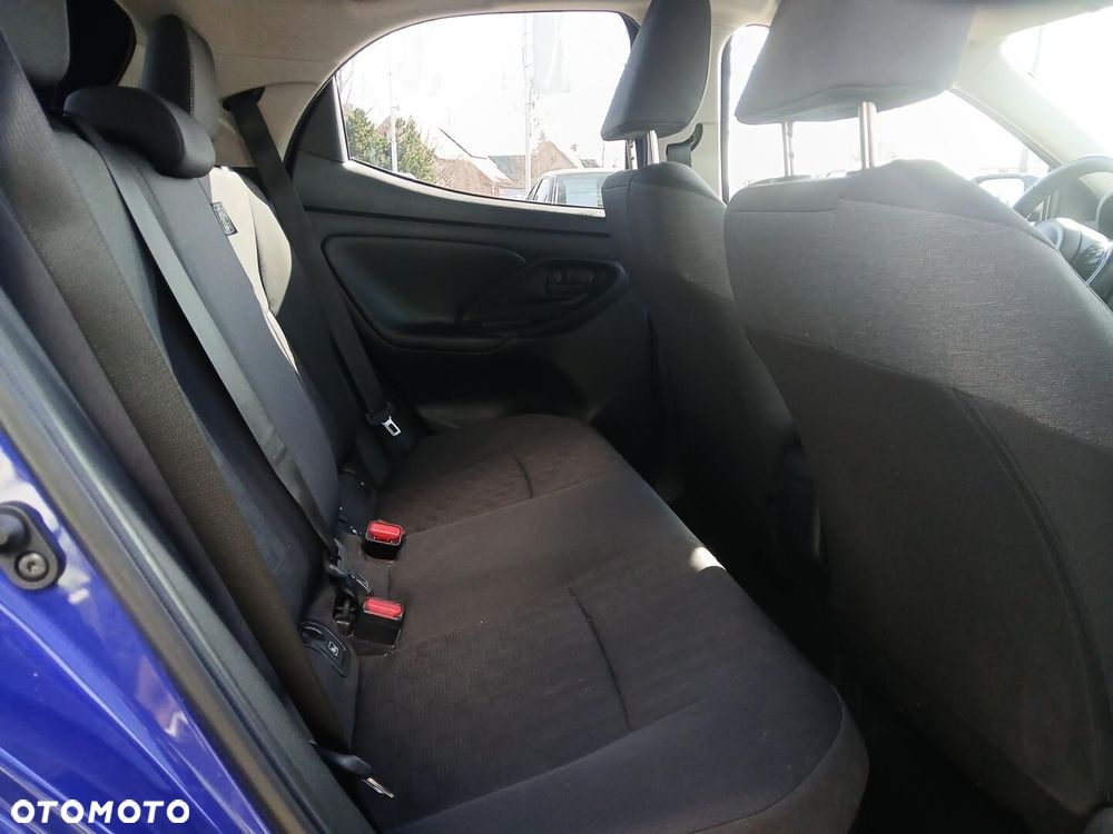 Toyota Yaris Hybrid 1.5 Style - 11