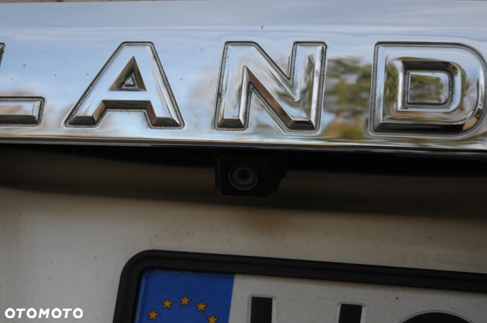 Toyota Land Cruiser - 37