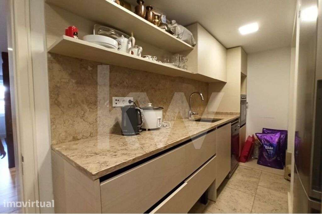 Espaço com 4 divisões (T3) na Baixa com 115m2- Afetação Serviços - Grande imagem: 5/11