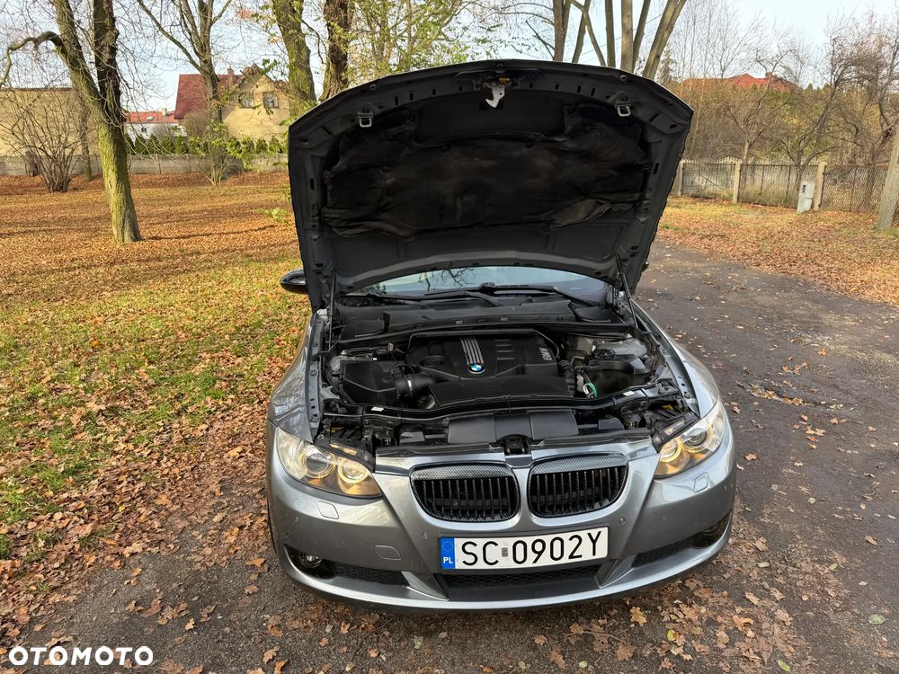 BMW Seria 3 320d xDrive - 32
