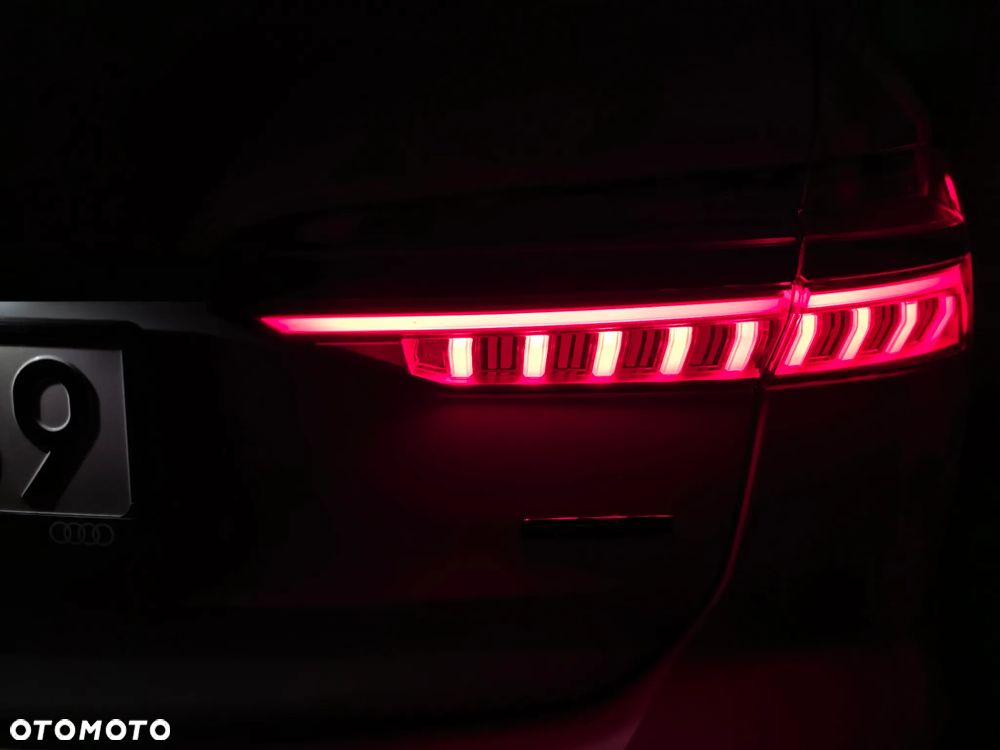 Audi A6 Avant 45 TDI quattro S tronic S line - 9