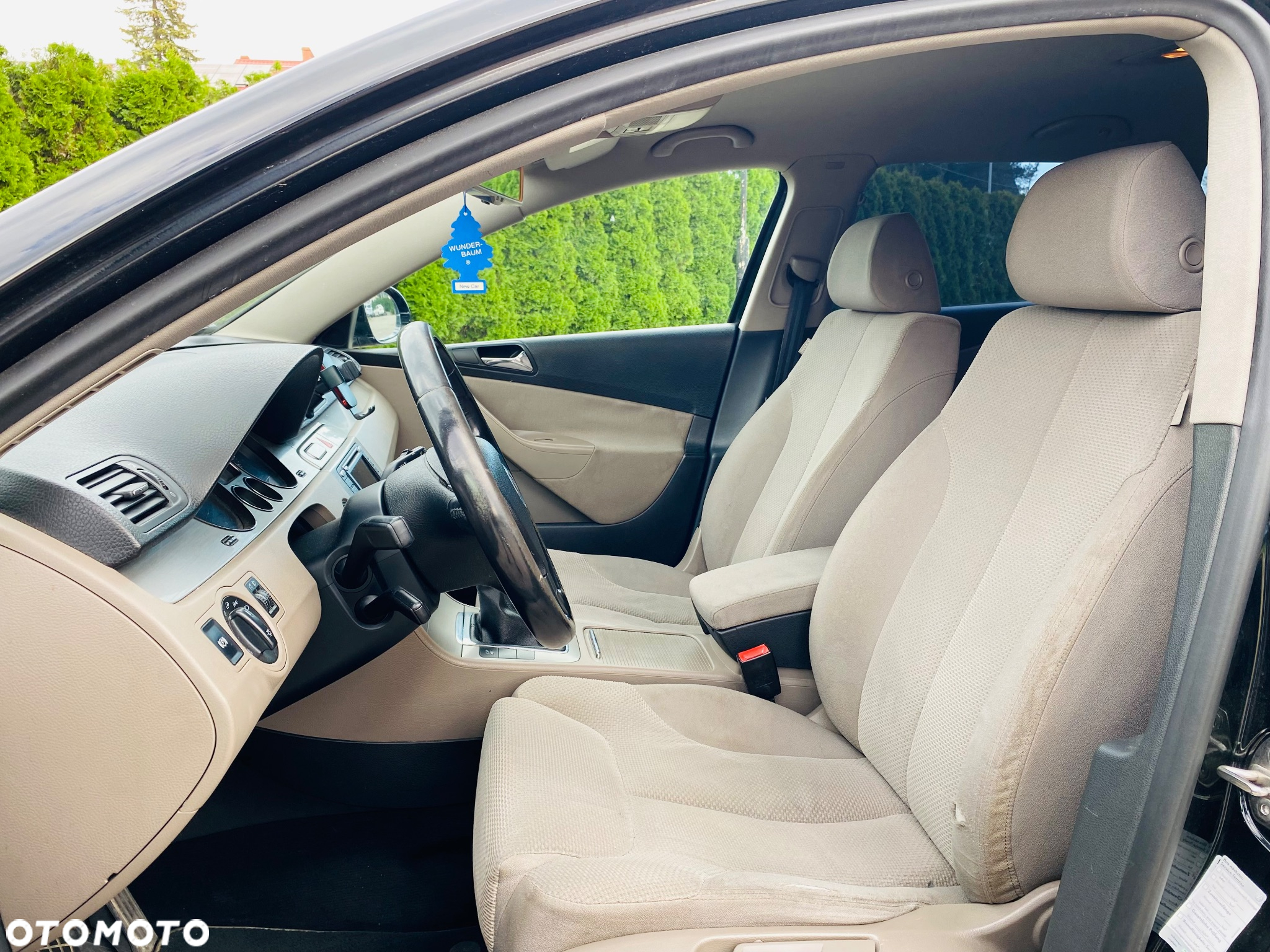 Volkswagen Passat - 23