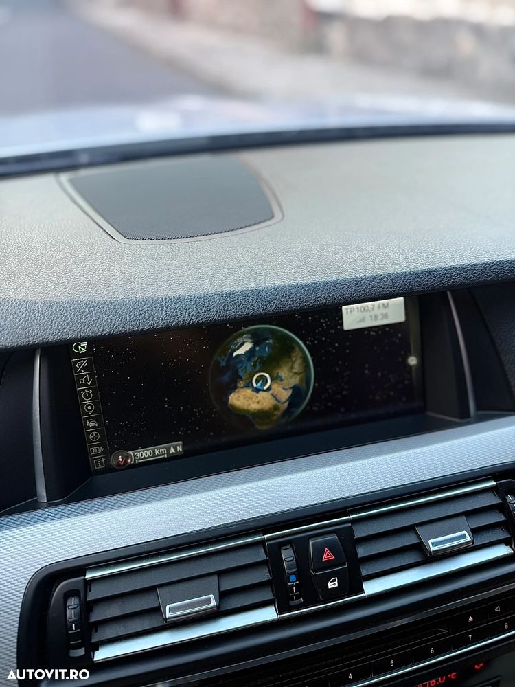 BMW Seria 5 525d Sport-Aut. Luxury Line - 16