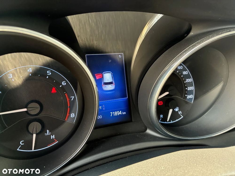 Toyota Auris 1.6 Comfort - 16