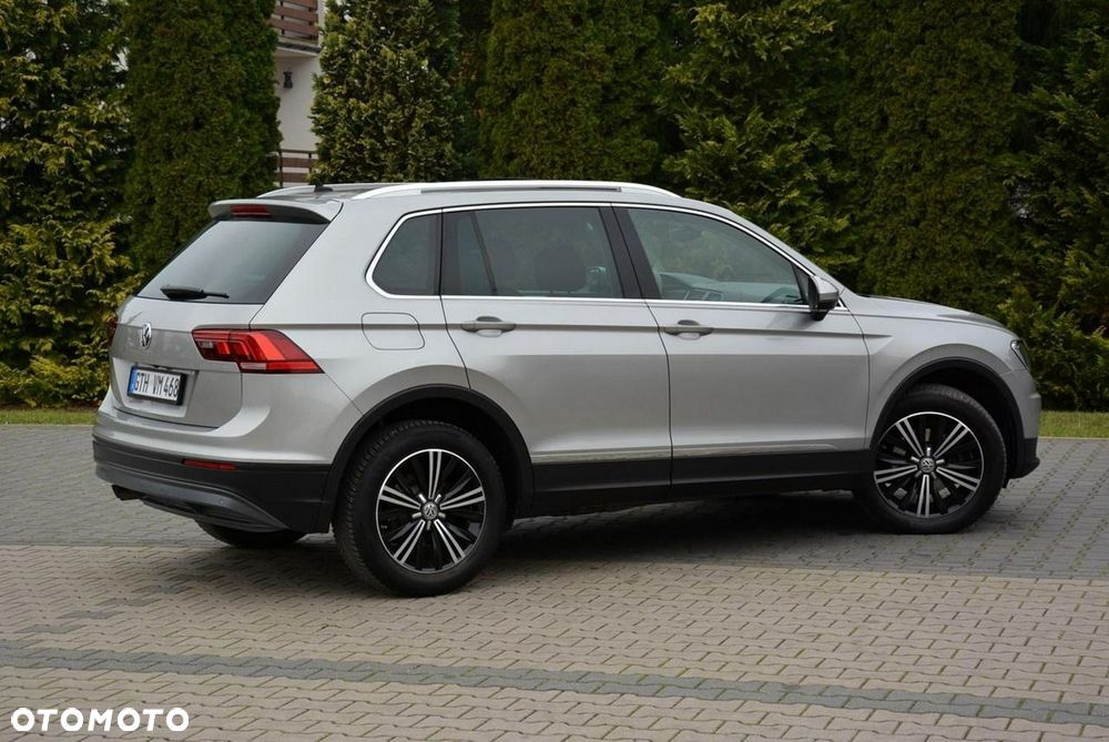 Volkswagen Tiguan - 10
