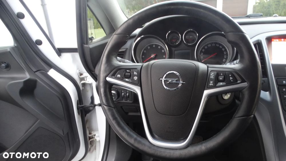 Opel Astra 1.4 Turbo Exklusiv - 22