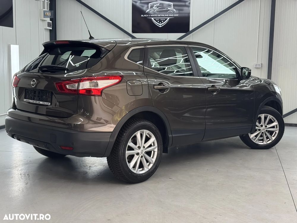 Nissan Qashqai 1.6 DCI Xtronic ACENTA - 7