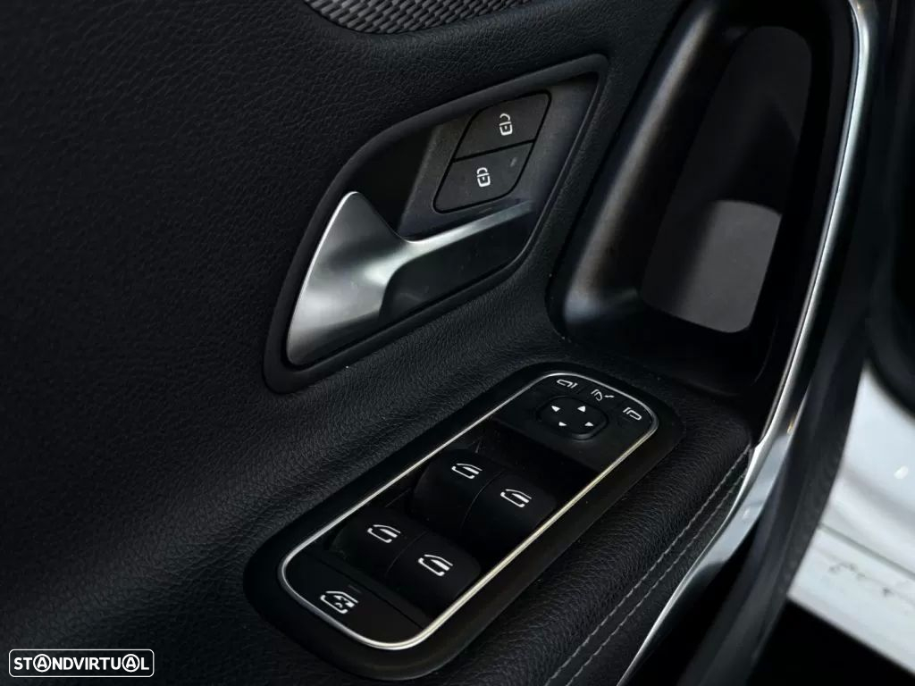 Mercedes-Benz CLA 200 - 24