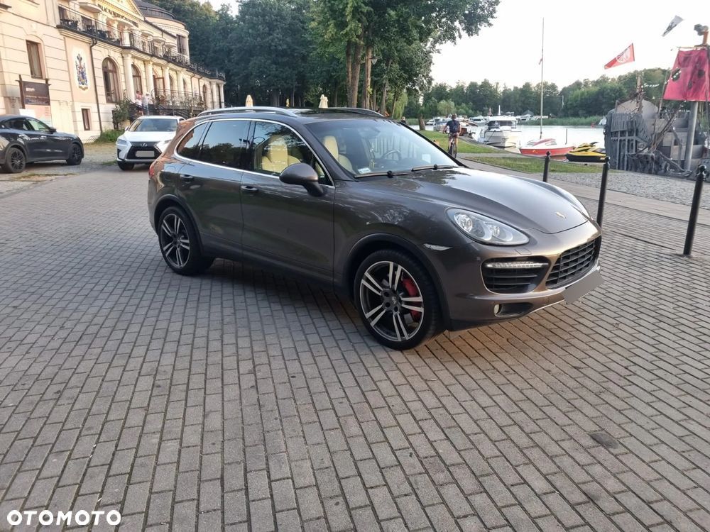 Porsche Cayenne - 27