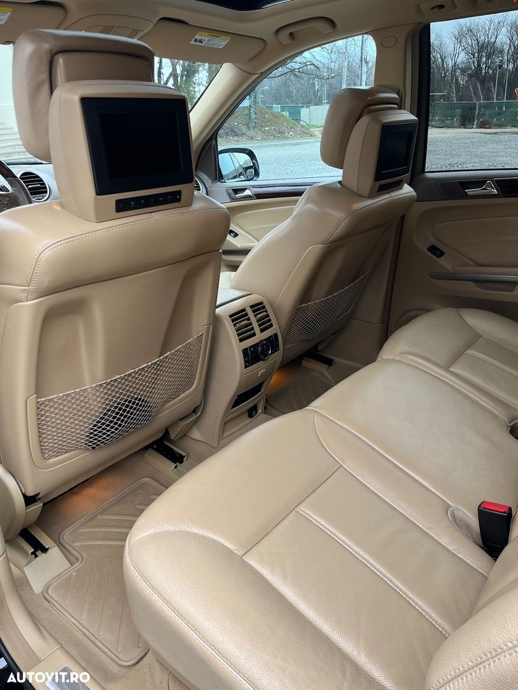 Mercedes-Benz GL 500 4-Matic Aut - 26