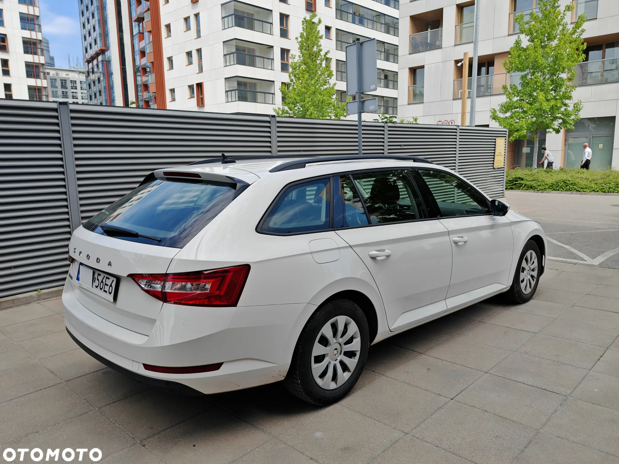 Skoda Superb 1.5 TSI ACT Active - 5