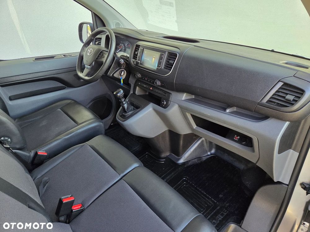 Toyota PROACE - 10