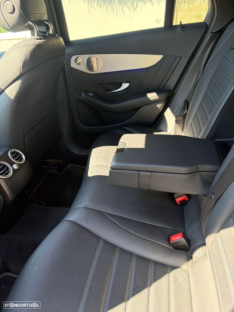 Mercedes-Benz GLC 300 - 11