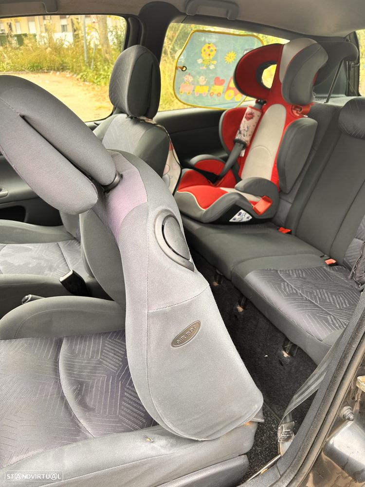 Renault Clio 1.2 16V Best Years - 8