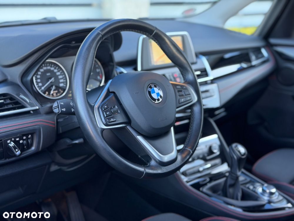 BMW Seria 2 218d Sport Line - 13