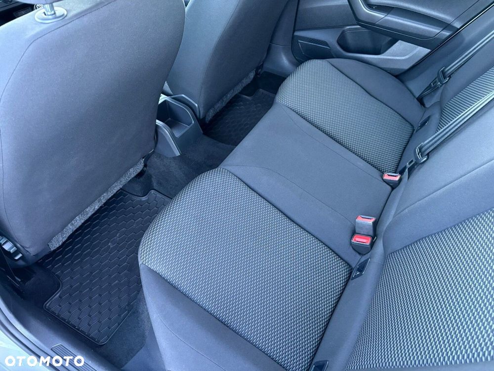 Volkswagen Polo - 15