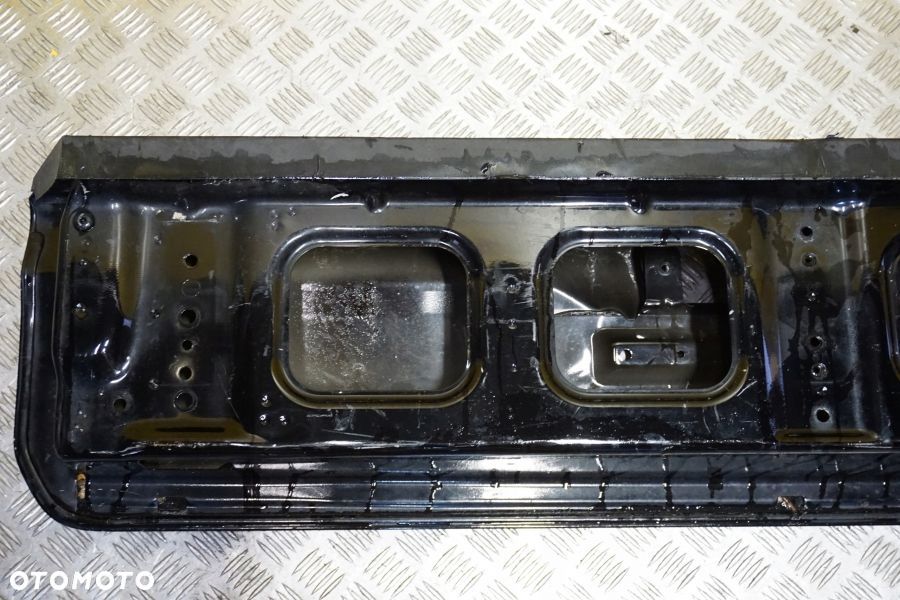 GMC SIERRA 2019 - 2024 Klapa Tylna Bagażnik Burta Tył Górna USA - 12