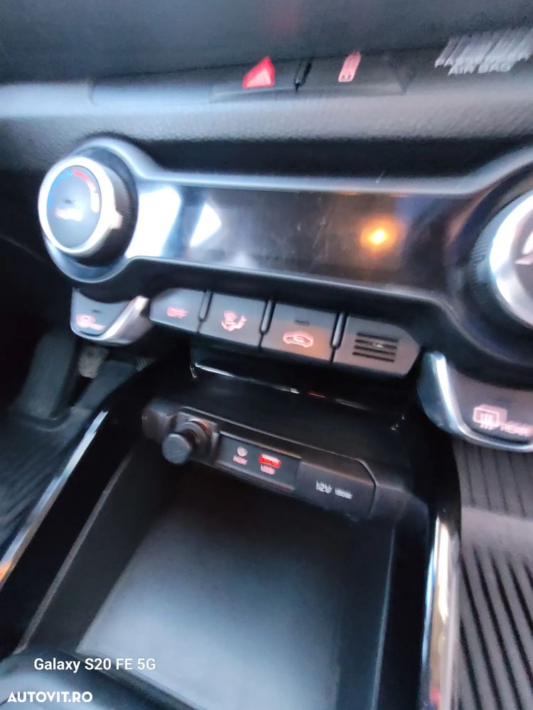 Kia Stonic 1.0 T-GDI HP Urban - 17