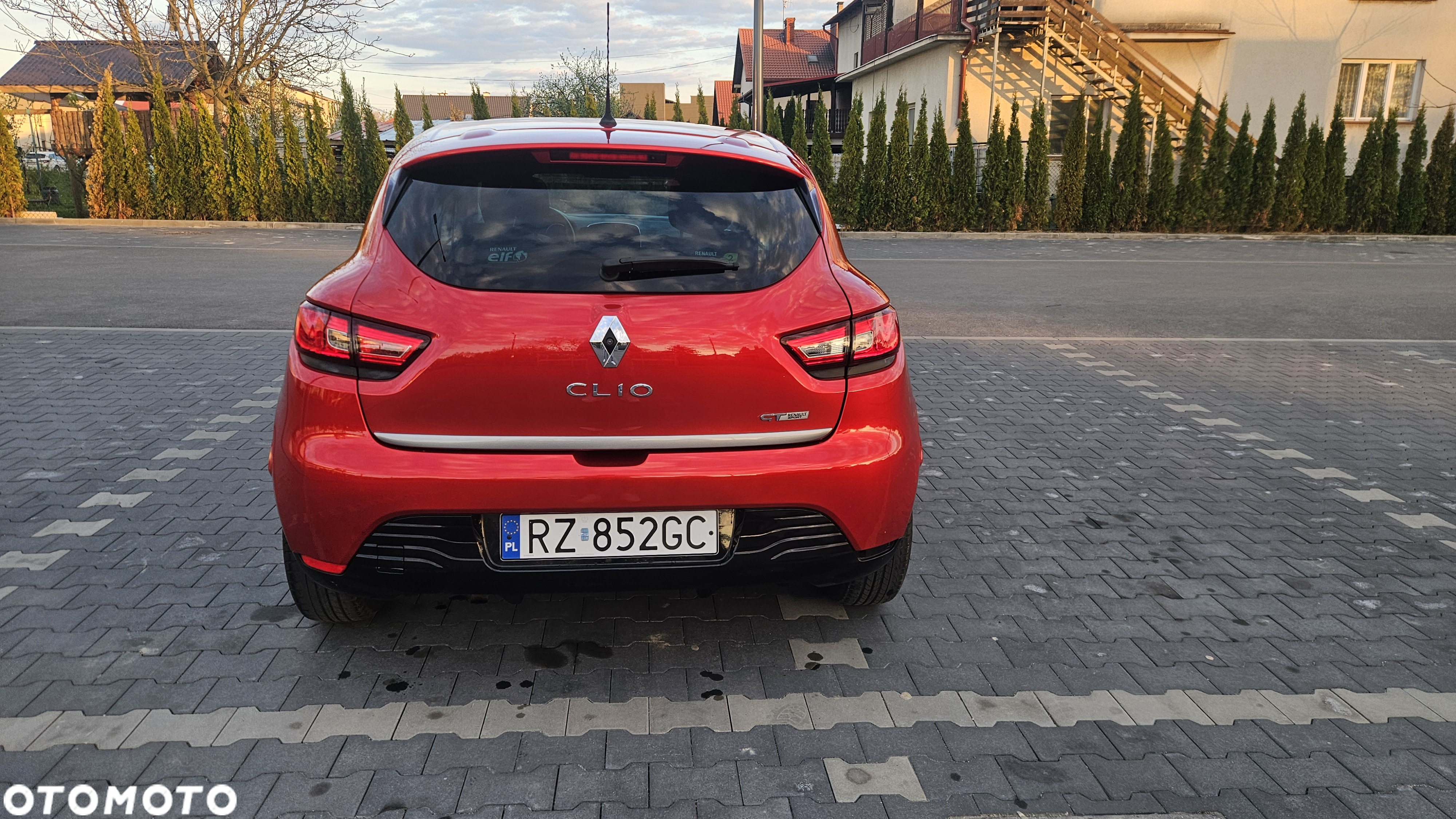 Renault Clio 1.2 16V 75 Life - 3