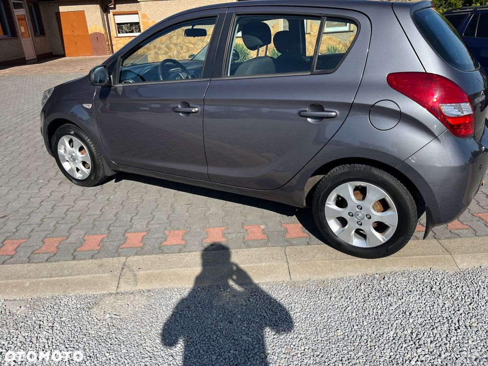 Hyundai i20 - 18