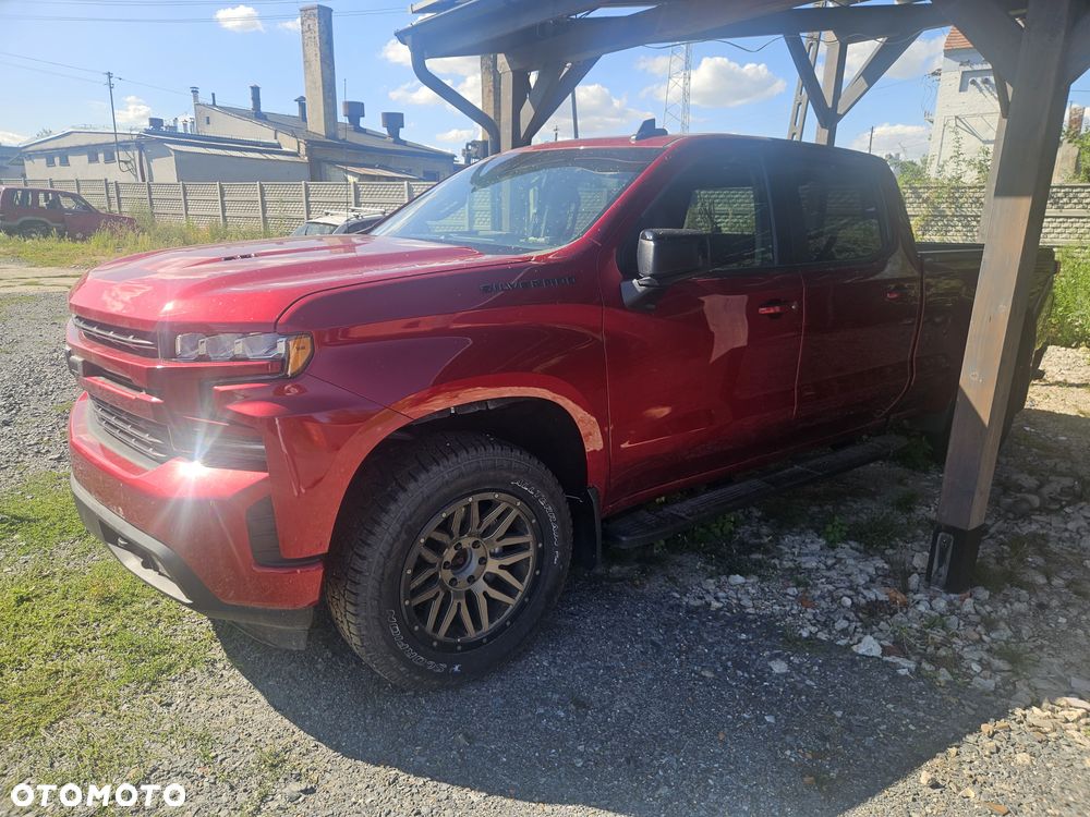Chevrolet Silverado - 4