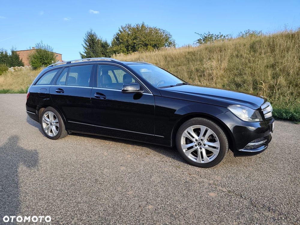 Mercedes-Benz Klasa C 180 CGI BlueEff Avantgarde - 9