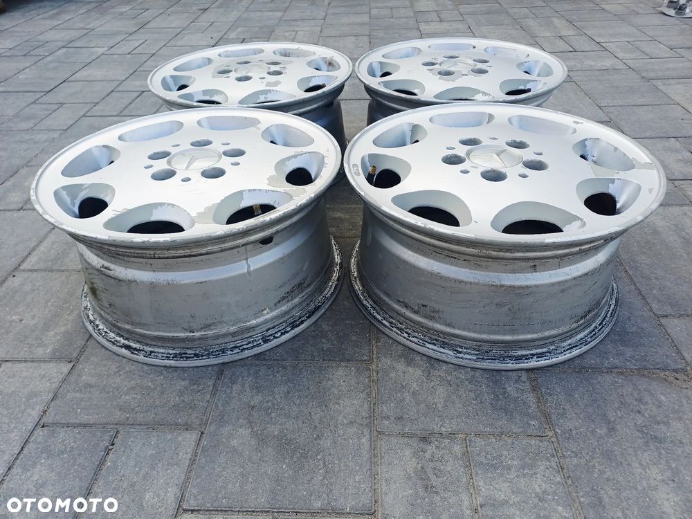 FELGI ALUMINIOWE MERCEDES W210 W124 R15 5X112 ET41 66,6 mm 7Jx15H2 NR28 - 8