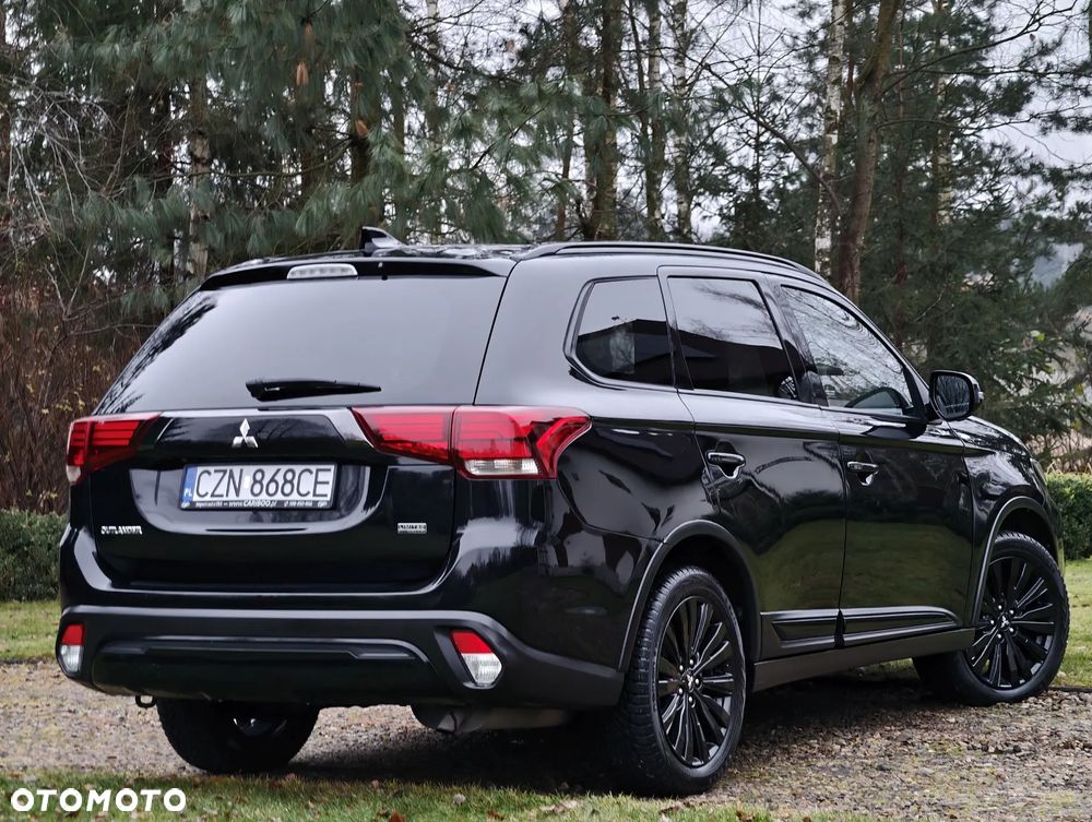 Mitsubishi Outlander 2.4 4WD CVT Intense - 25