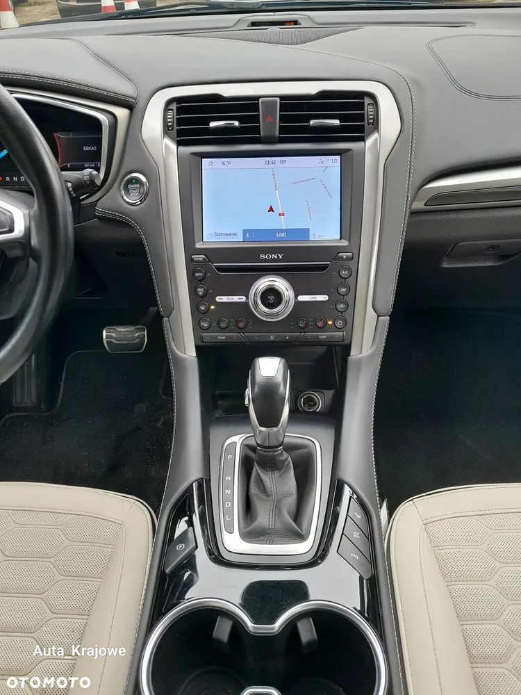 Ford Mondeo 2.0 Hybrid Vignale Plus - 12