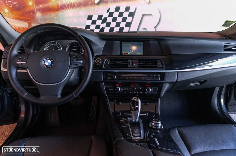 BMW 520 d Auto - 12