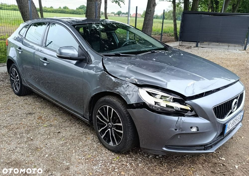 Volvo V40 - 6