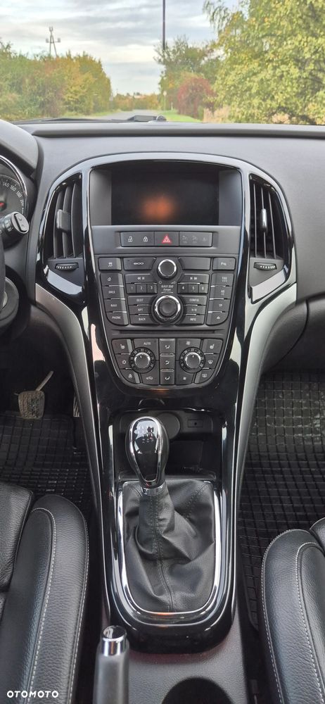 Opel Astra - 11