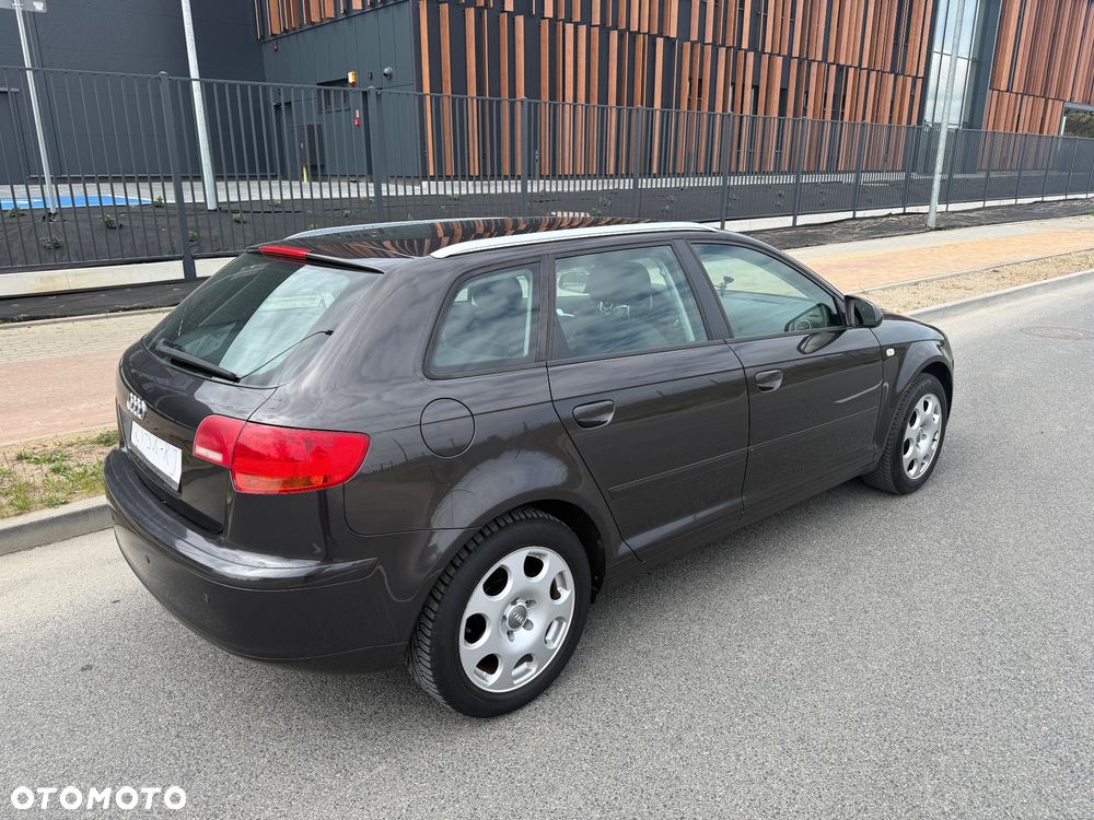 Audi A3 Sportback 1.6 Attraction - 5