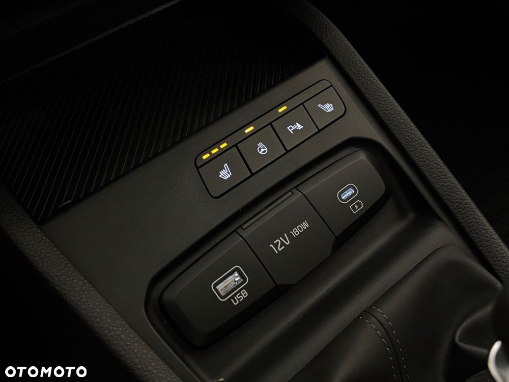 Kia Stonic - 30