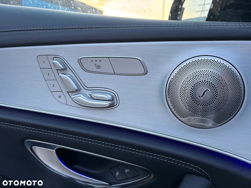 Mercedes-Benz Klasa E - 17