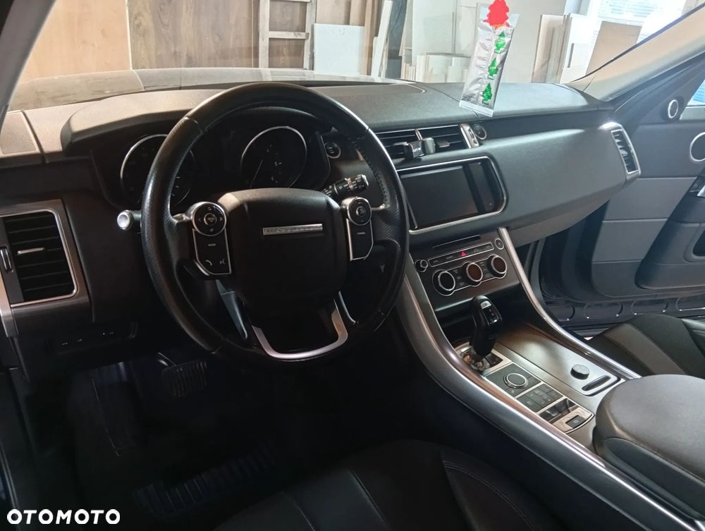 Land Rover Range Rover Sport - 11