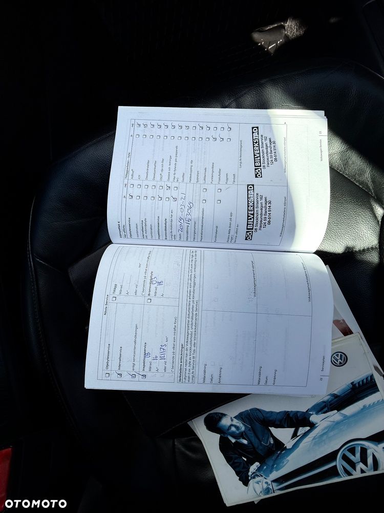 Volkswagen Passat 2.0 TDI DPF Sportline DSG - 26